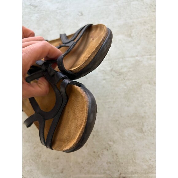 Naot Womens Strappy Black Leather Sandals Size 41 EU - Picture 6 of 10